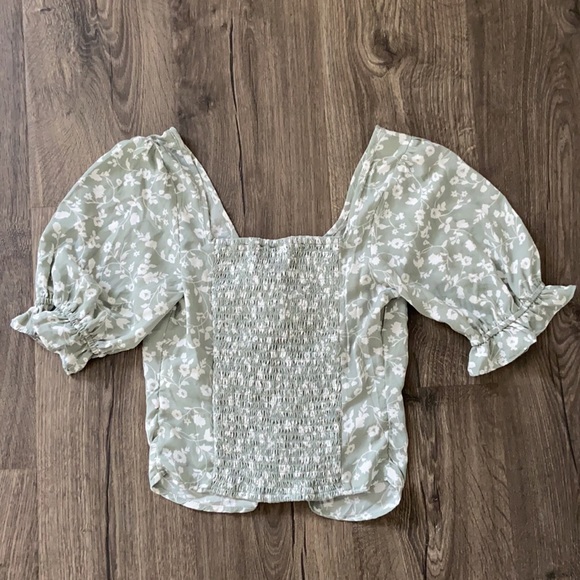 Abercrombie & Fitch Floral top - Picture 4 of 4